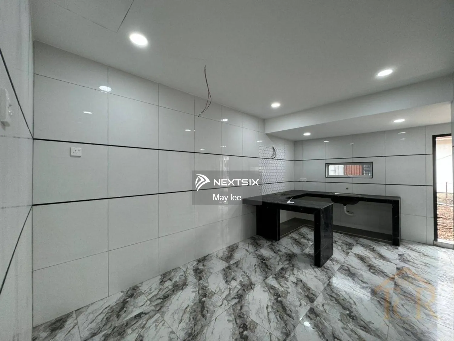 1-sty Terrace/Link House For Sale in Bandar Bukit Tinggi Selangor - Image 4