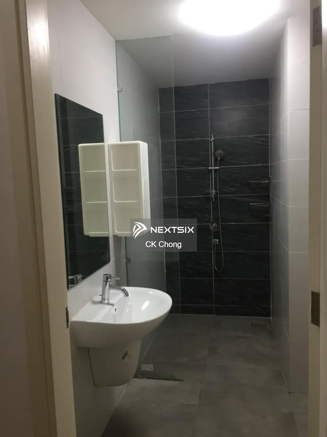 Serviced Residence For Sale in Jalan Klang Lama Wilayah Persekutuan Kuala Lumpur - Image 10
