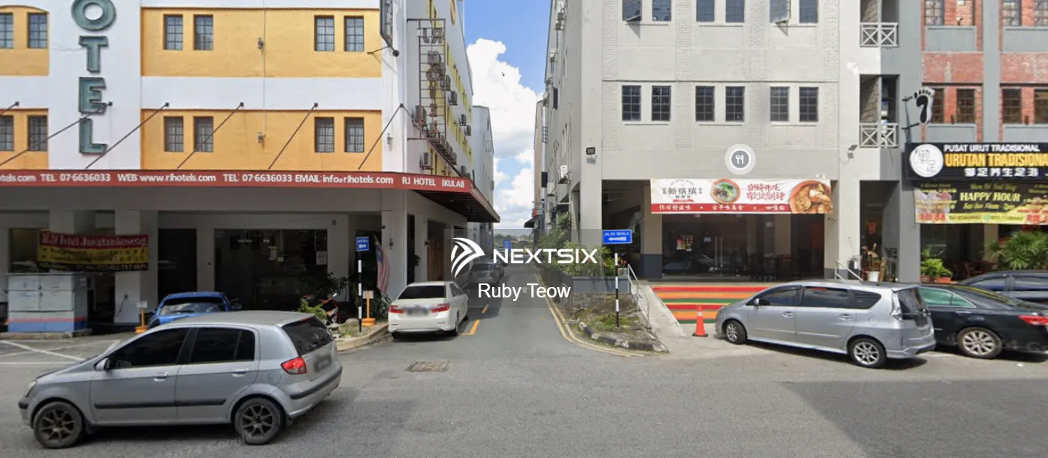 Shop For Rent in Kulai Johor - Image 5