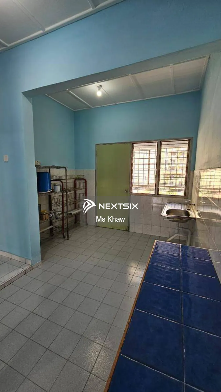 Apartment For Sale in Tampoi Johor - Image 3