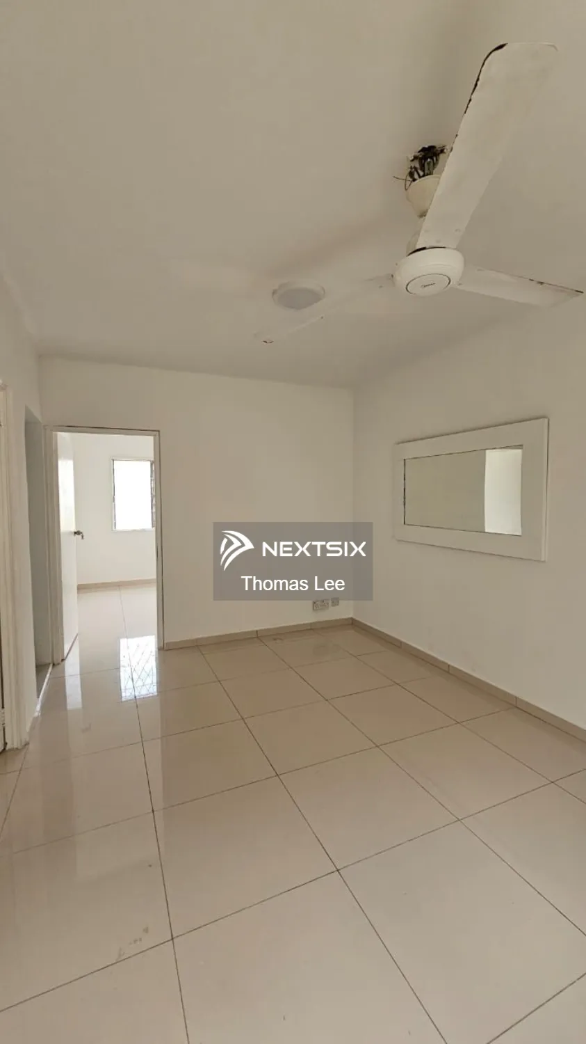 Flat For Sale in Tampoi Johor