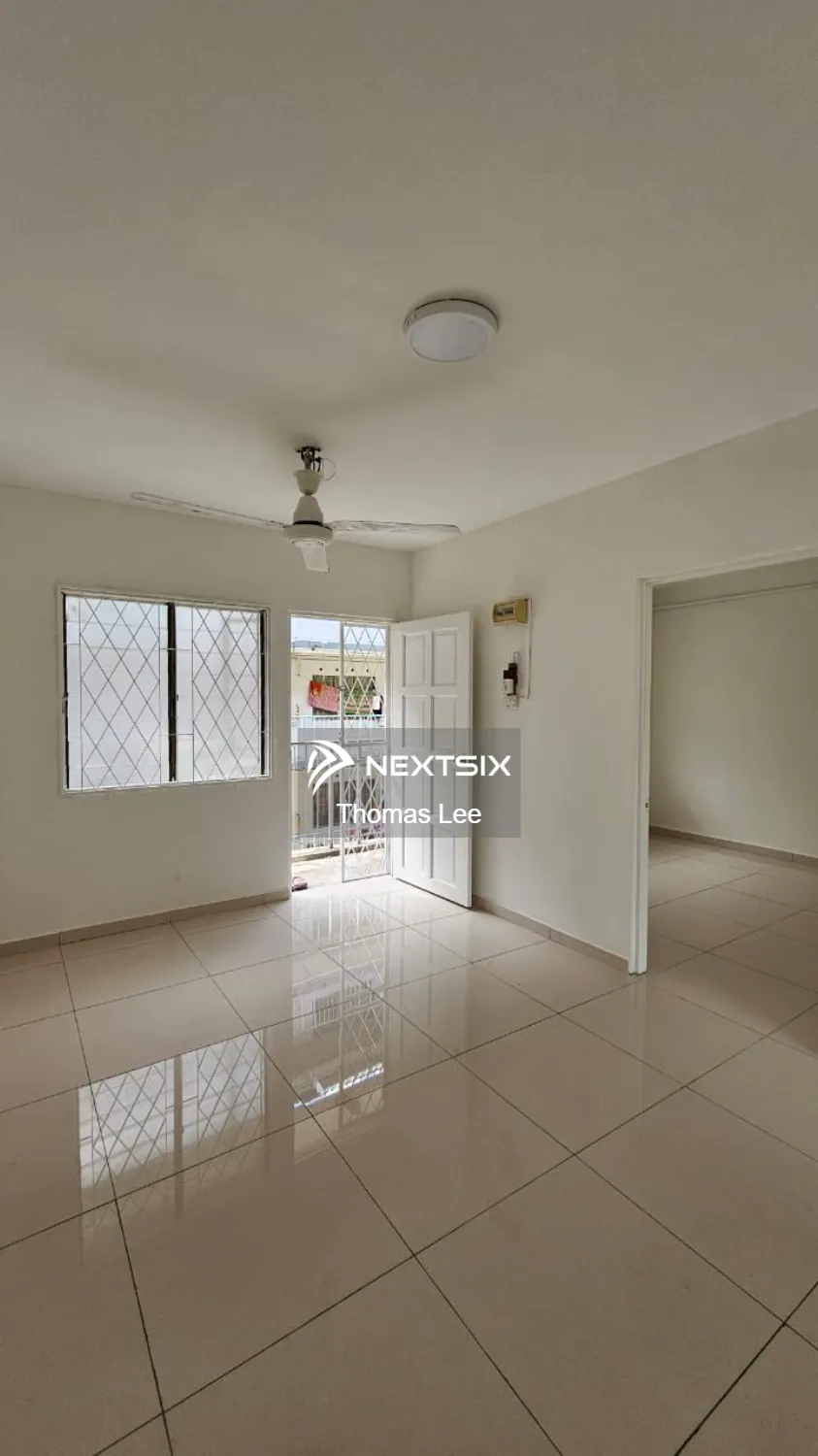 Flat For Sale in Tampoi Johor - Image 2