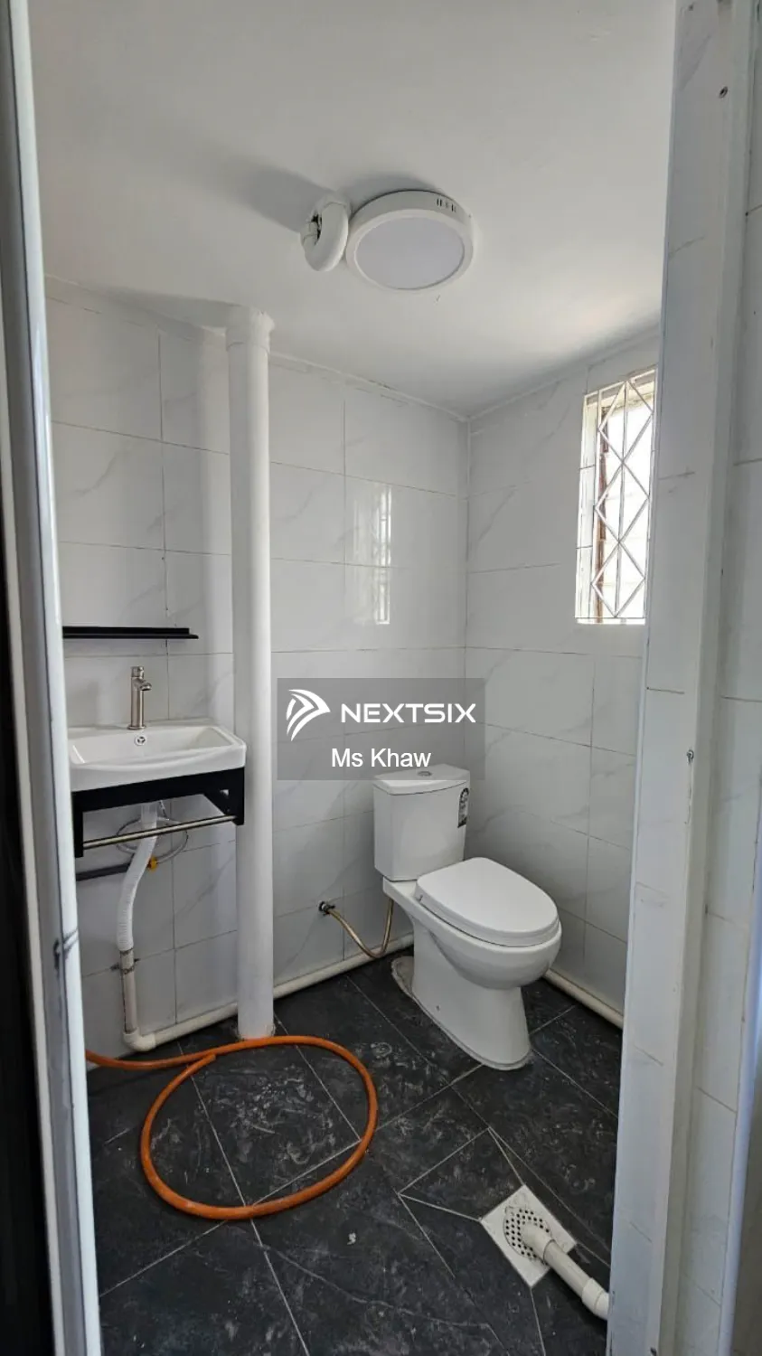 Flat For Sale in Tampoi Johor - Image 7