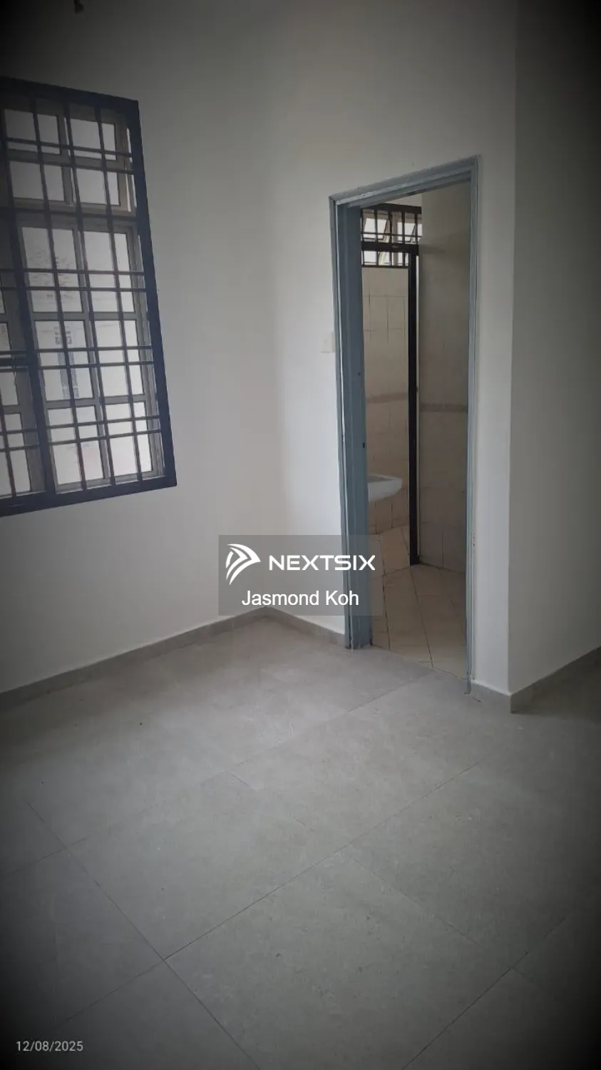 2-sty Terrace/Link House For Sale in Johor Bahru Johor - Image 3