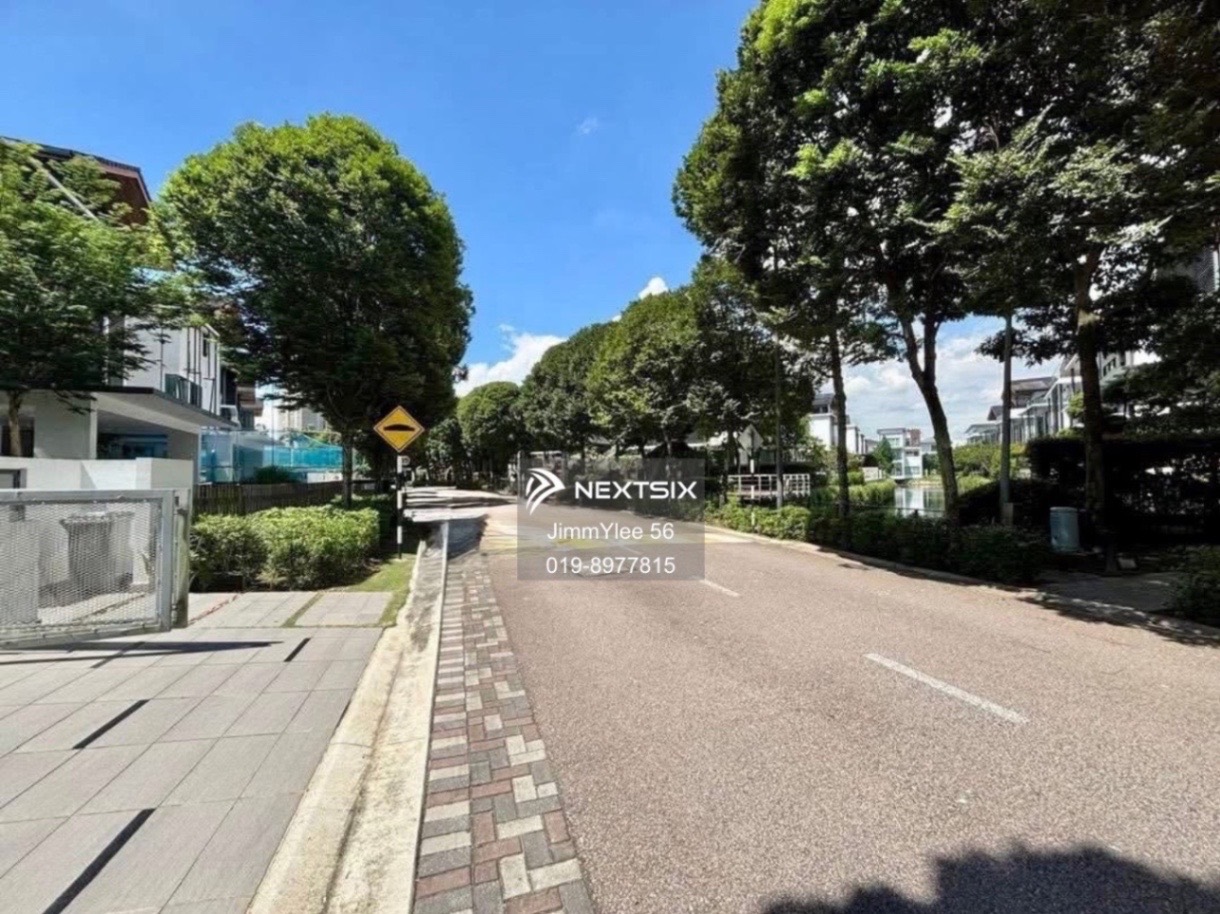 Bungalow For Sale in Permas Jaya Johor - Image 12