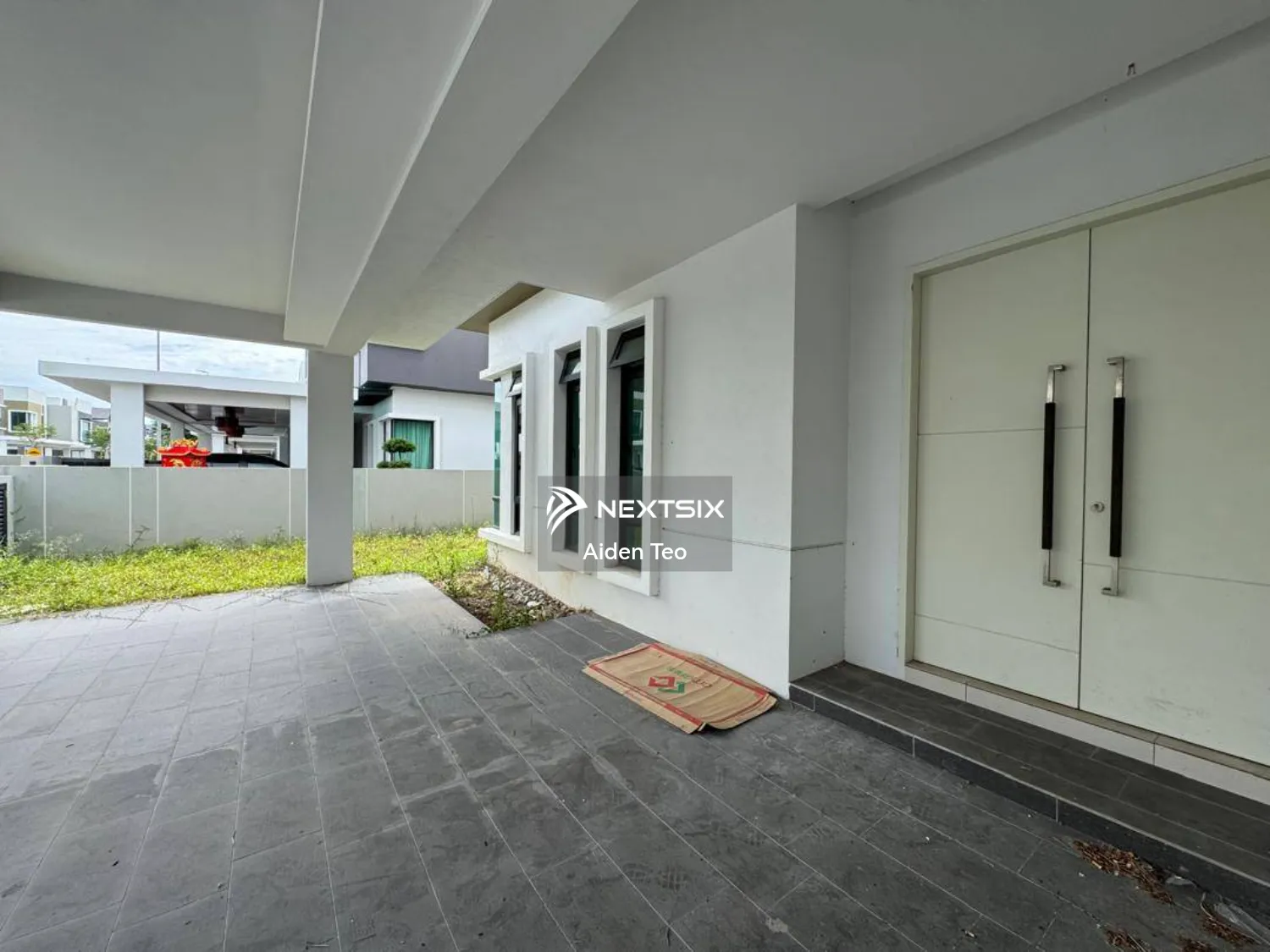 Semi-detached House For Sale in Ujong Pasir Melaka - Image 2