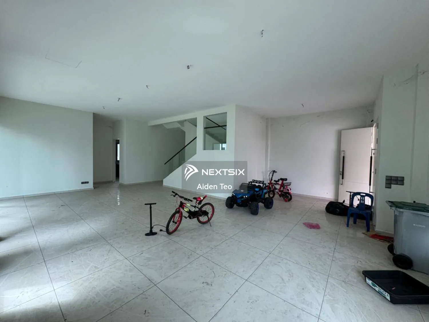 Semi-detached House For Sale in Ujong Pasir Melaka - Image 3