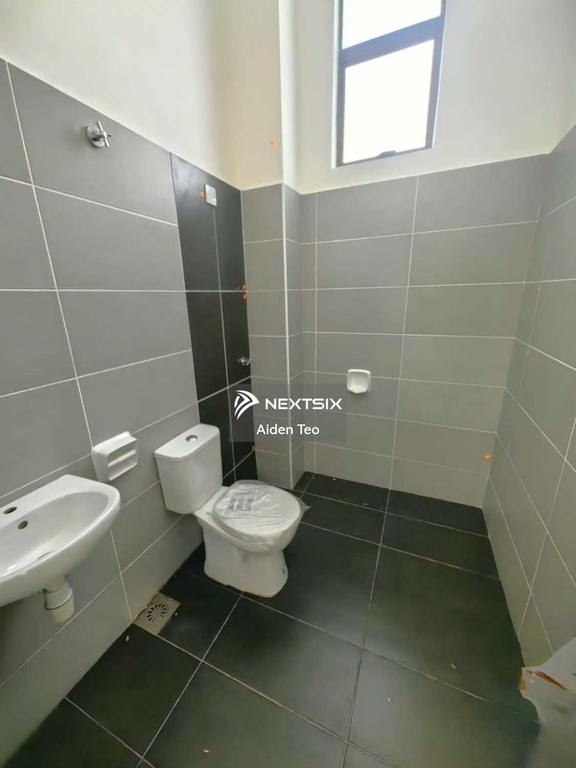 Bungalow For Sale in Ayer Molek Melaka - Image 6