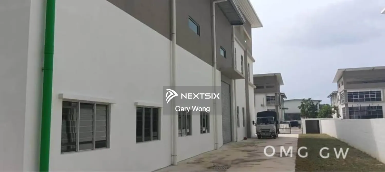 Detached Factory For Rent in Rawang Selangor - Image 4