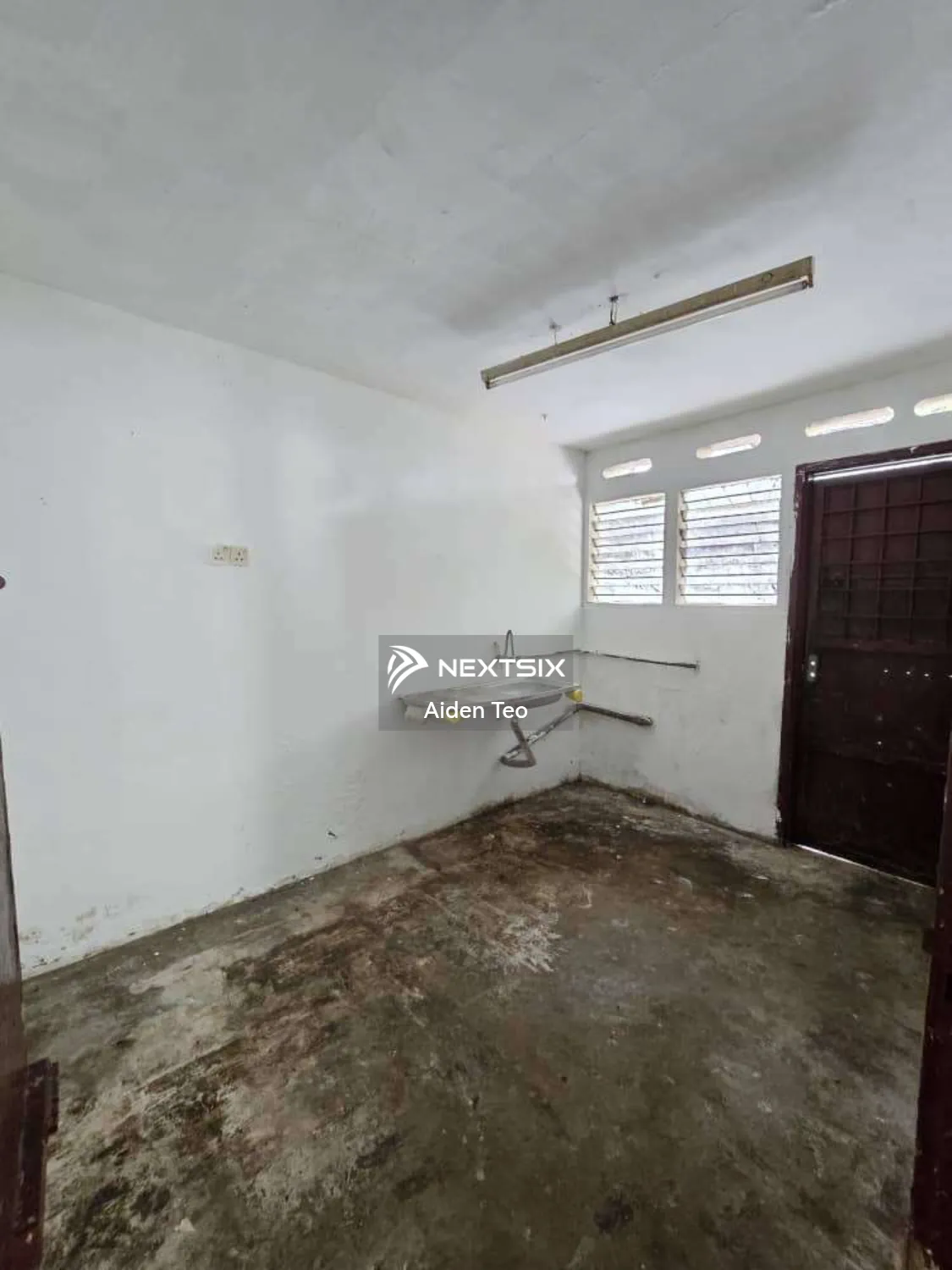 Semi-detached House For Sale in Semabok Melaka - Image 5