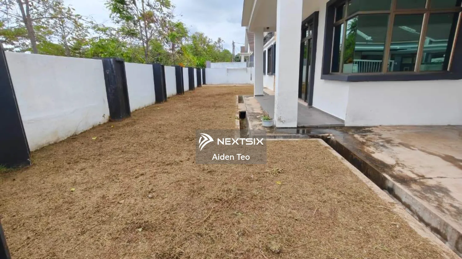 Semi-detached House For Sale in Tanjong Minyak Melaka - Image 2