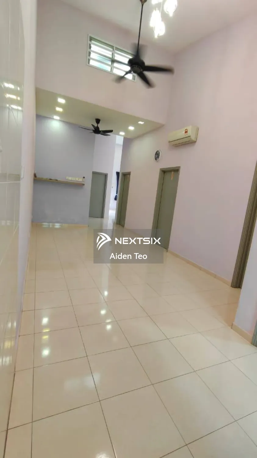 Semi-detached House For Sale in Tanjong Minyak Melaka - Image 4