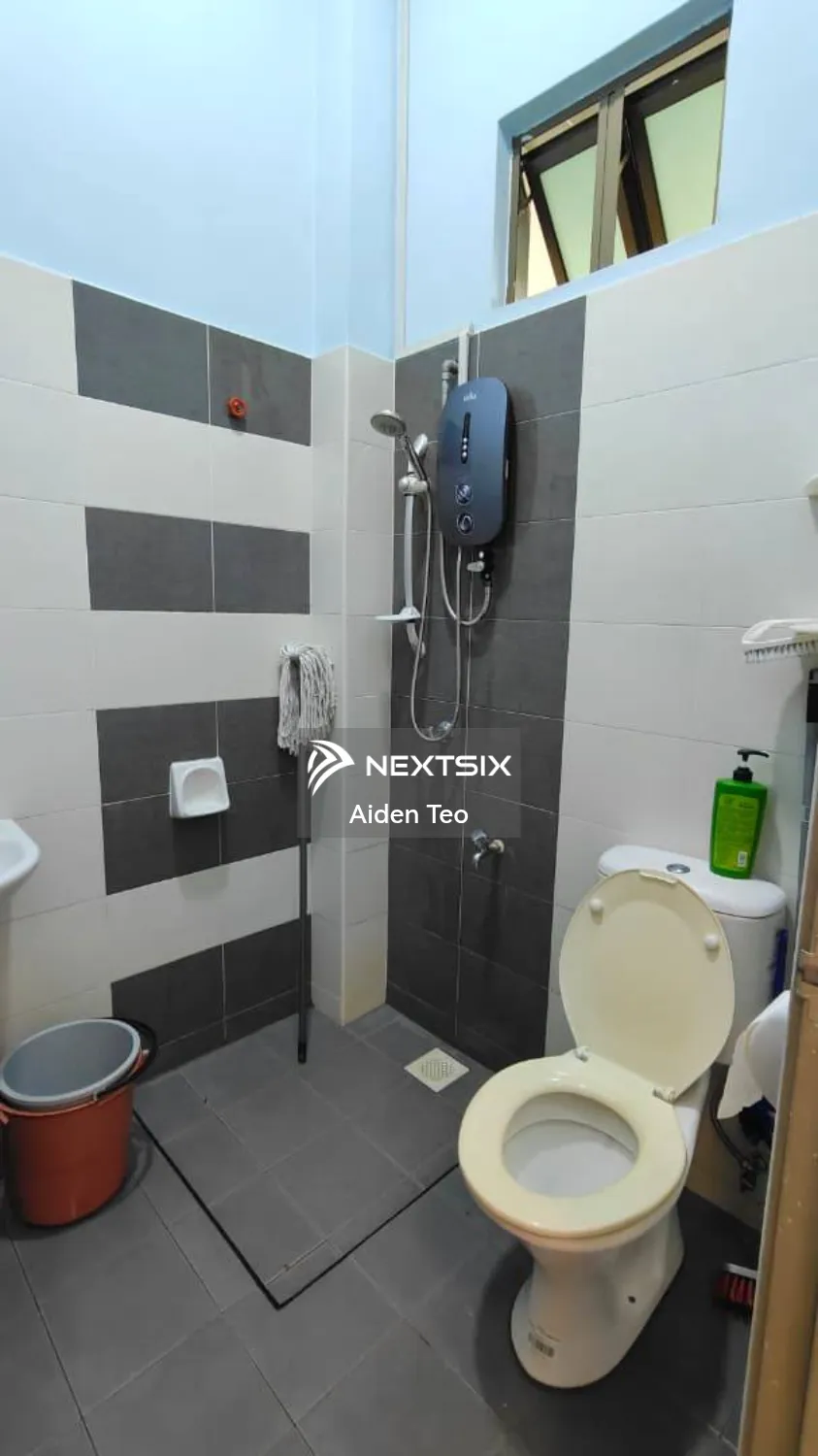 Semi-detached House For Sale in Tanjong Minyak Melaka - Image 5
