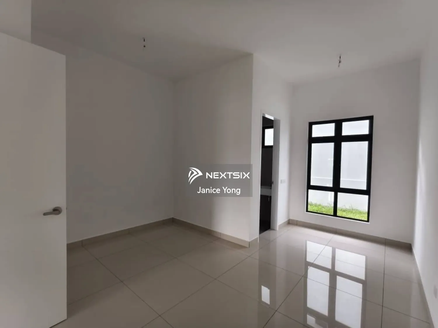 Semi-detached House For Rent in Setia Tropika Johor - Image 18