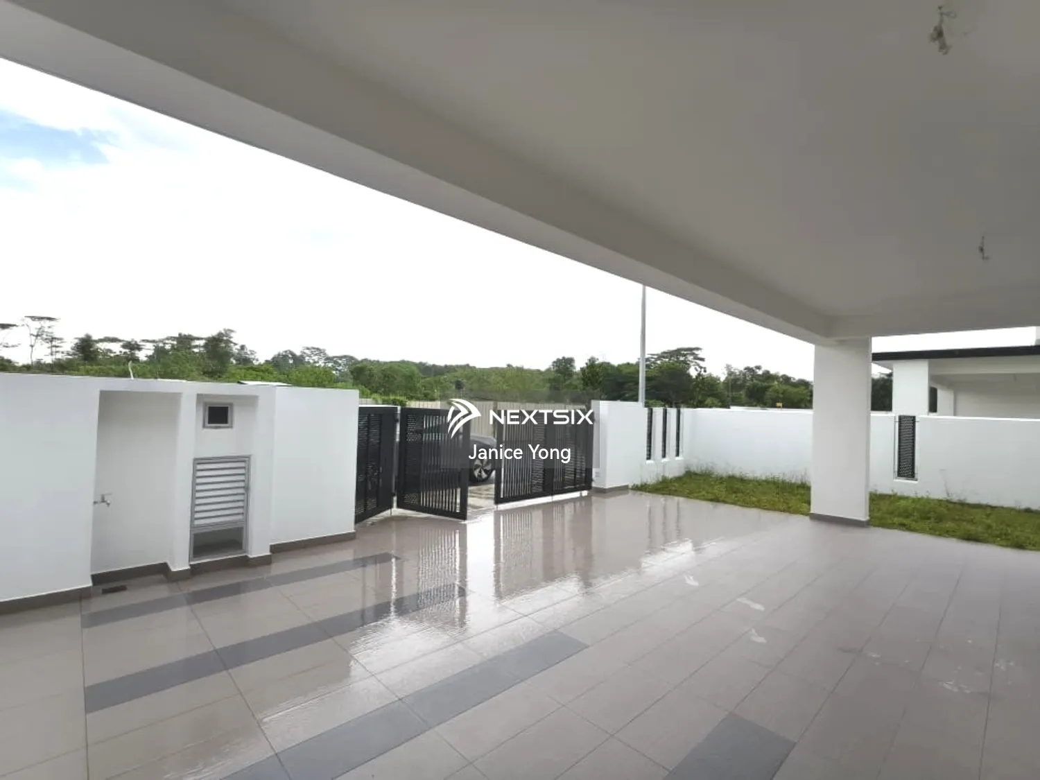 Semi-detached House For Rent in Setia Tropika Johor - Image 5
