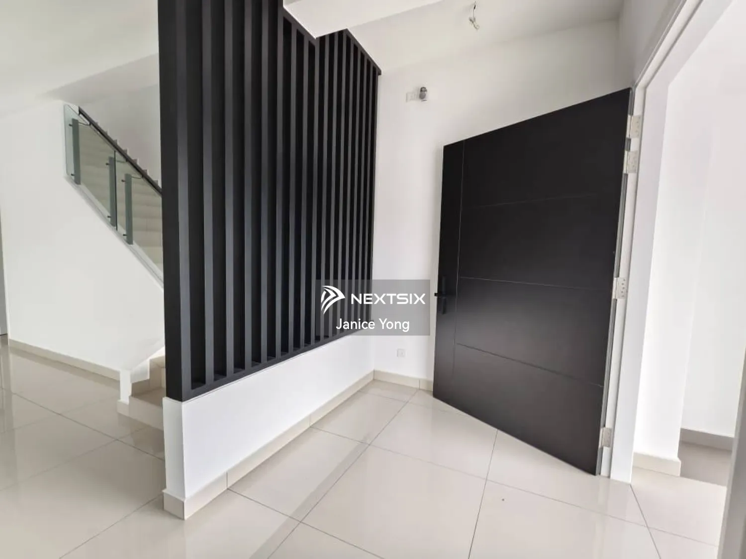Semi-detached House For Rent in Setia Tropika Johor - Image 9