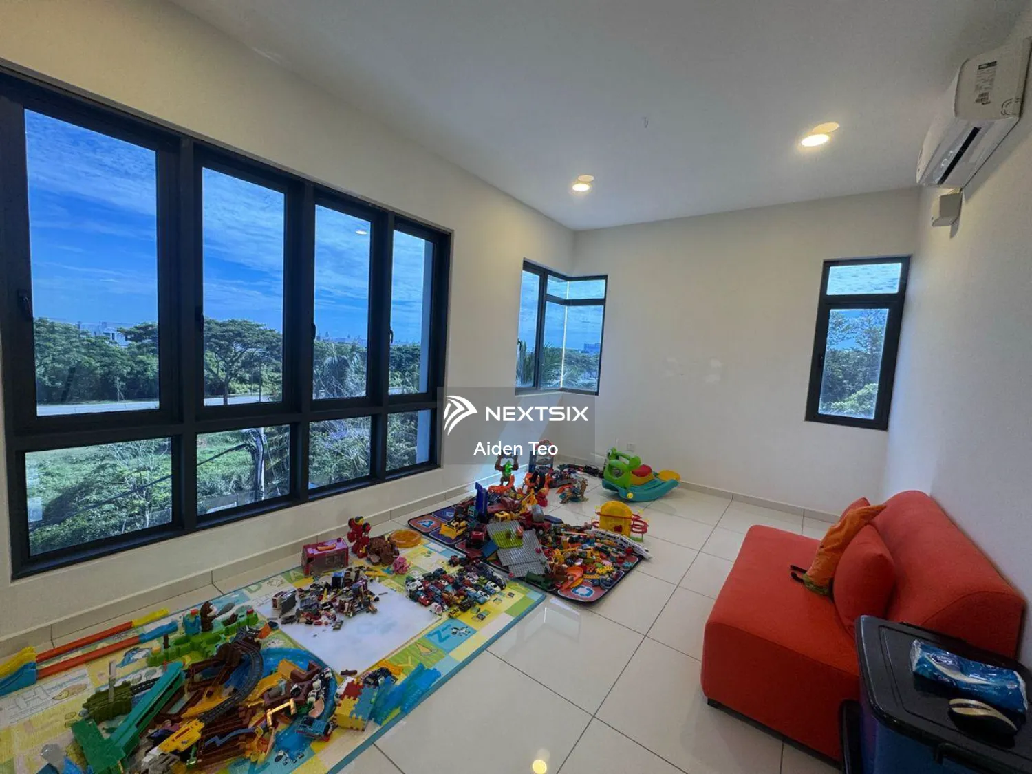 3-sty Terrace/Link House For Sale in Ujong Pasir Melaka - Image 6