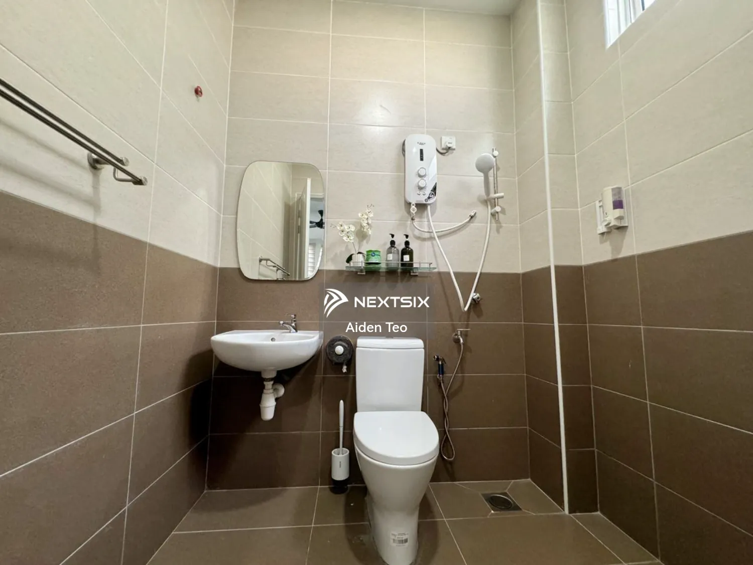 Semi-detached House For Sale in Semabok Melaka - Image 10