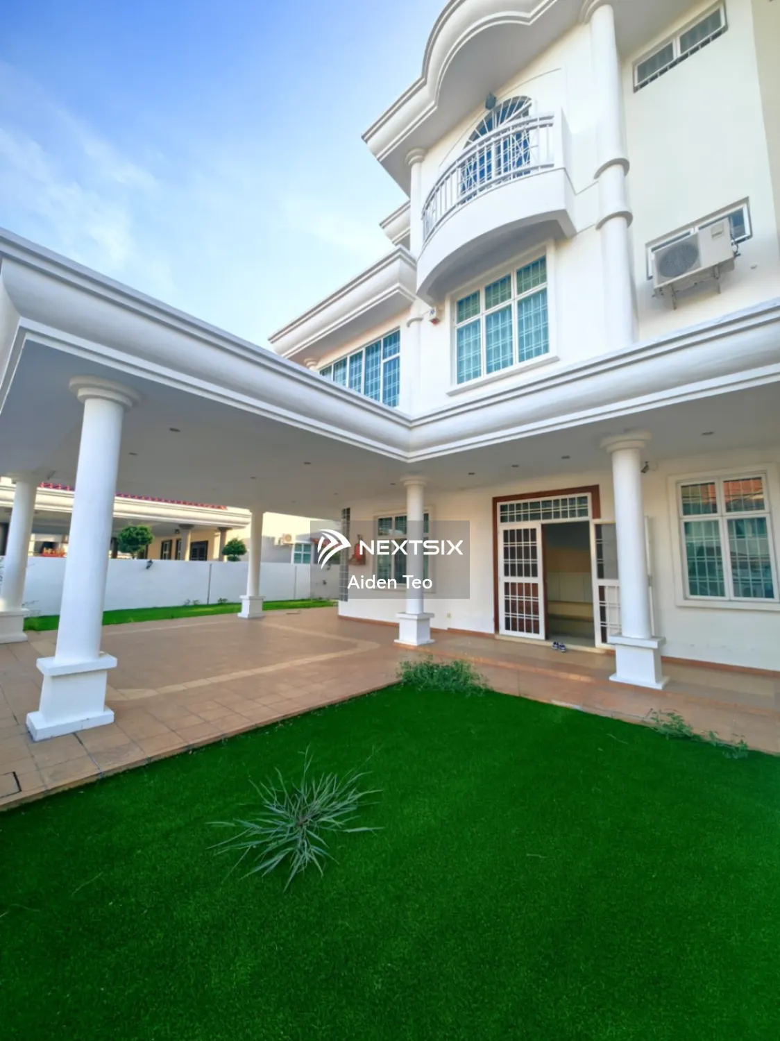 Semi-detached House For Sale in Semabok Melaka