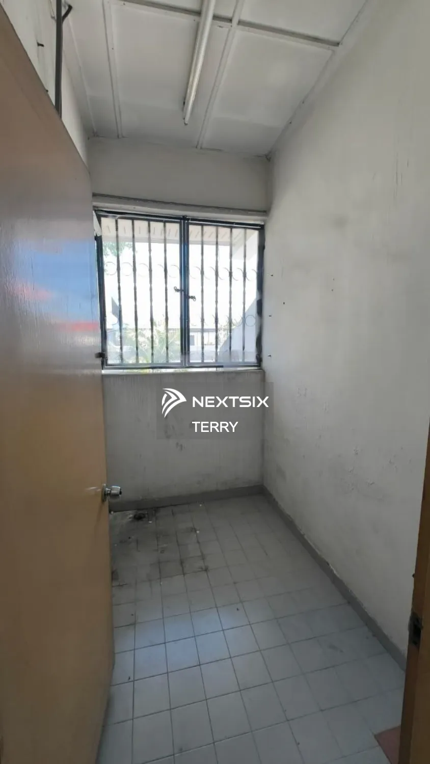 2-sty Terrace/Link House For Sale in Johor Bahru Johor - Image 10
