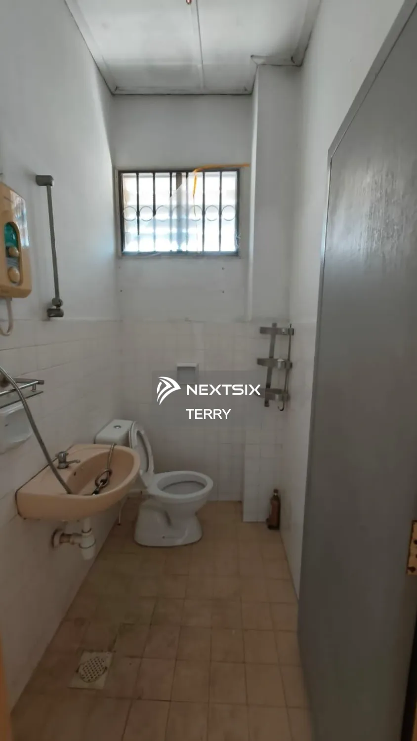2-sty Terrace/Link House For Sale in Johor Bahru Johor - Image 13
