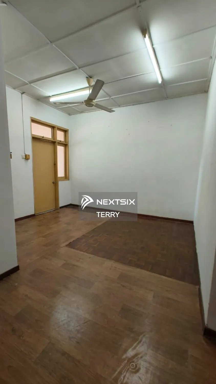 2-sty Terrace/Link House For Sale in Johor Bahru Johor - Image 7