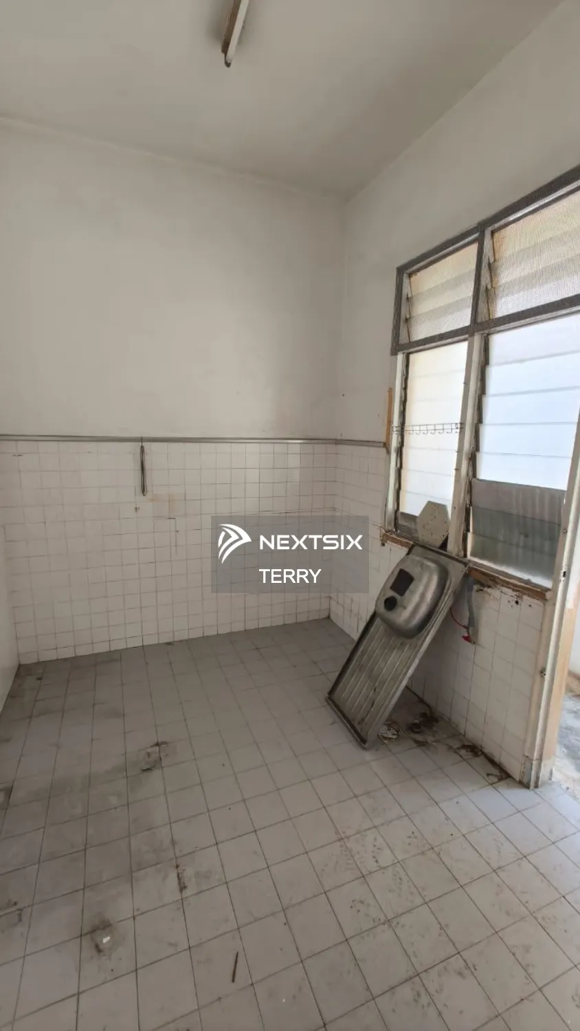 2-sty Terrace/Link House For Sale in Johor Bahru Johor - Image 9