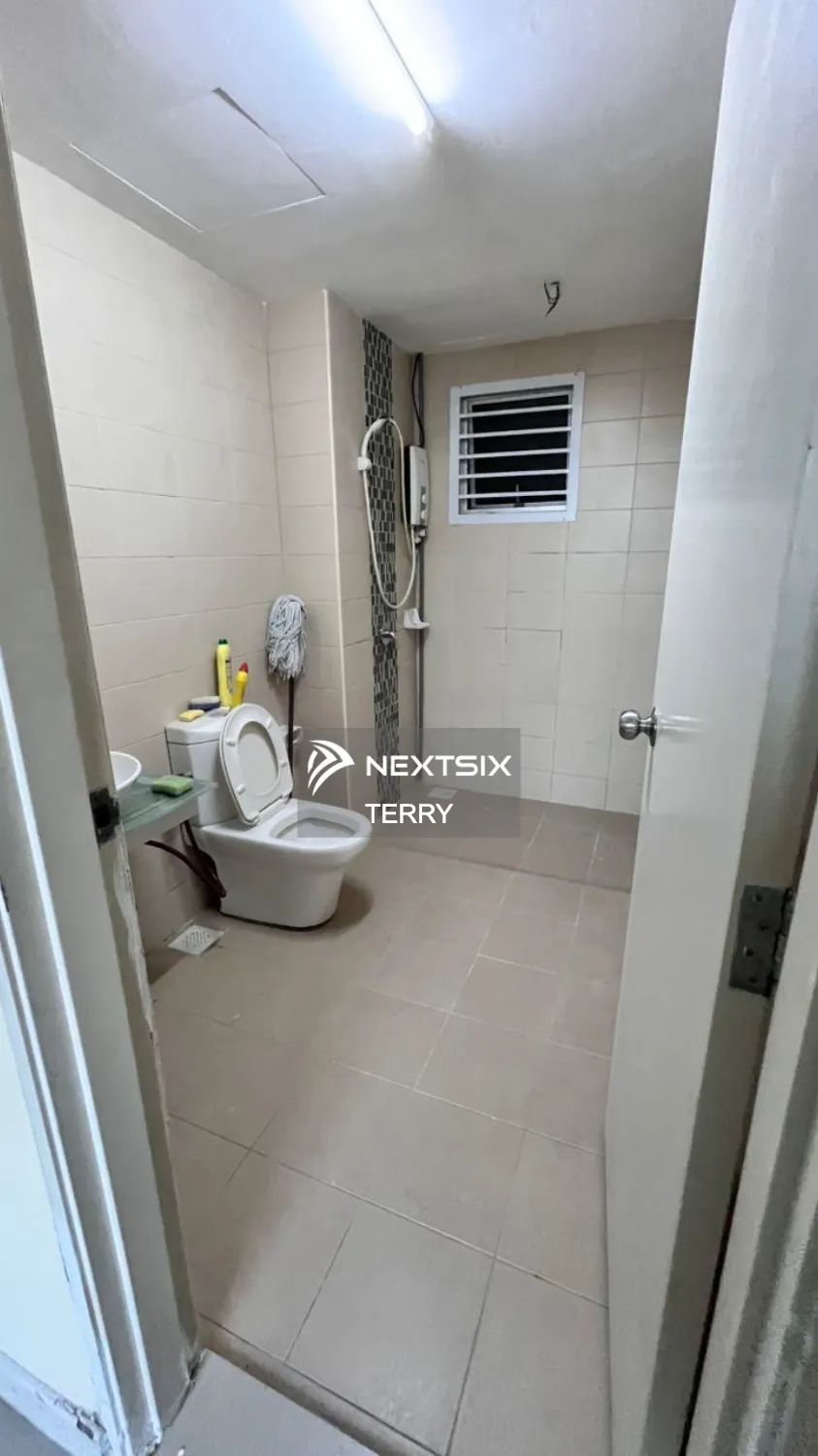 Serviced Residence For Sale in Tampoi Johor - Image 8