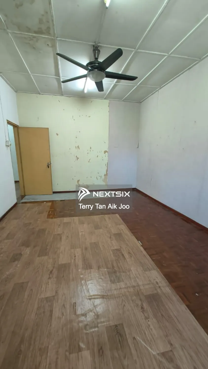 2-sty Terrace/Link House For Sale in Johor Bahru Johor - Image 5