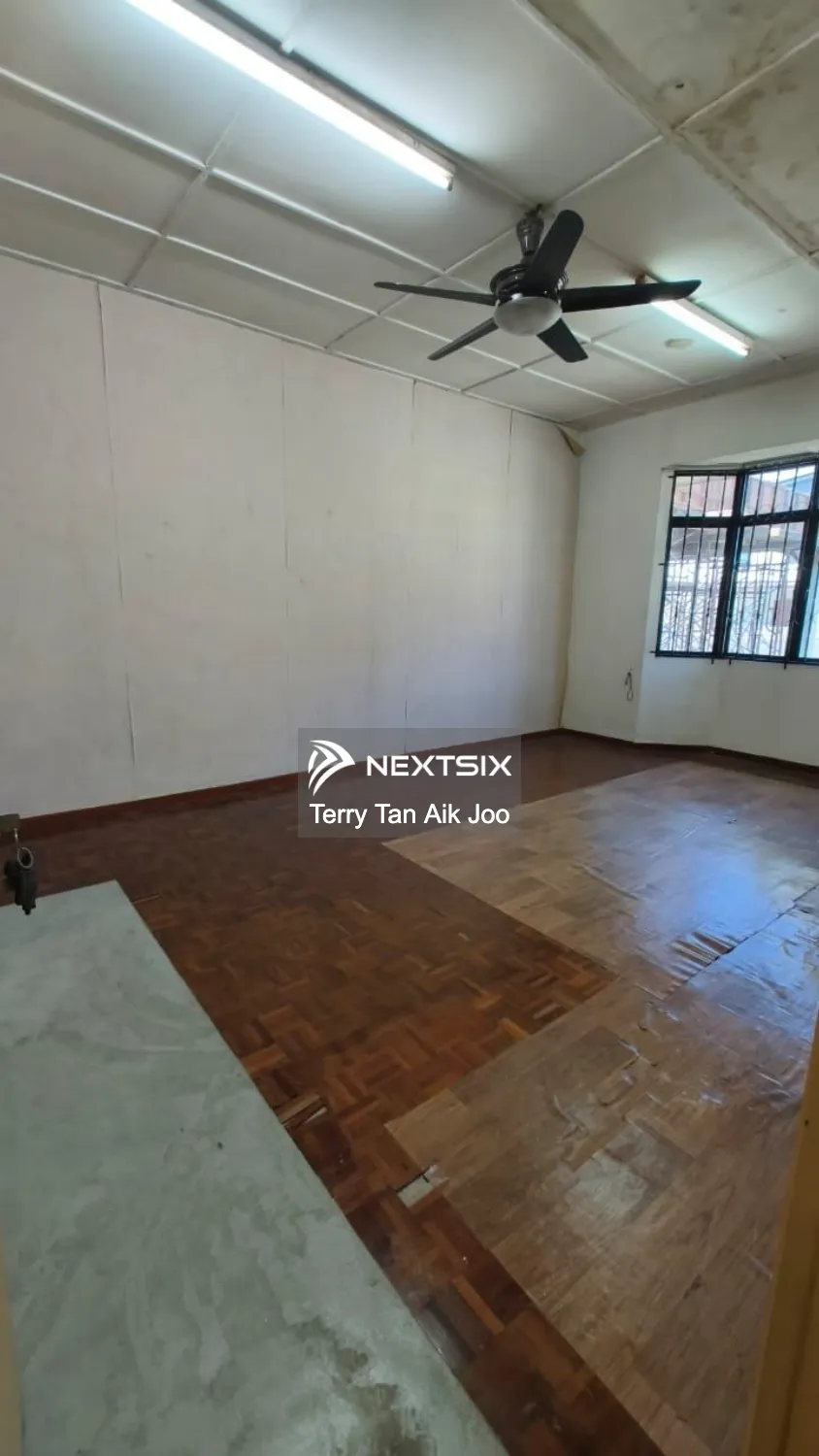2-sty Terrace/Link House For Sale in Johor Bahru Johor - Image 6