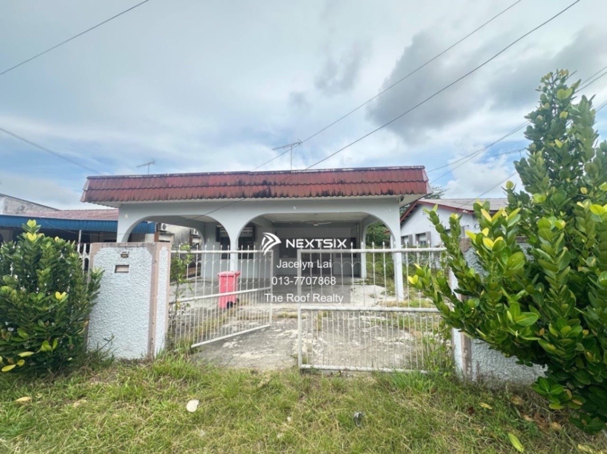 Bungalow For Sale in Batu Pahat Johor