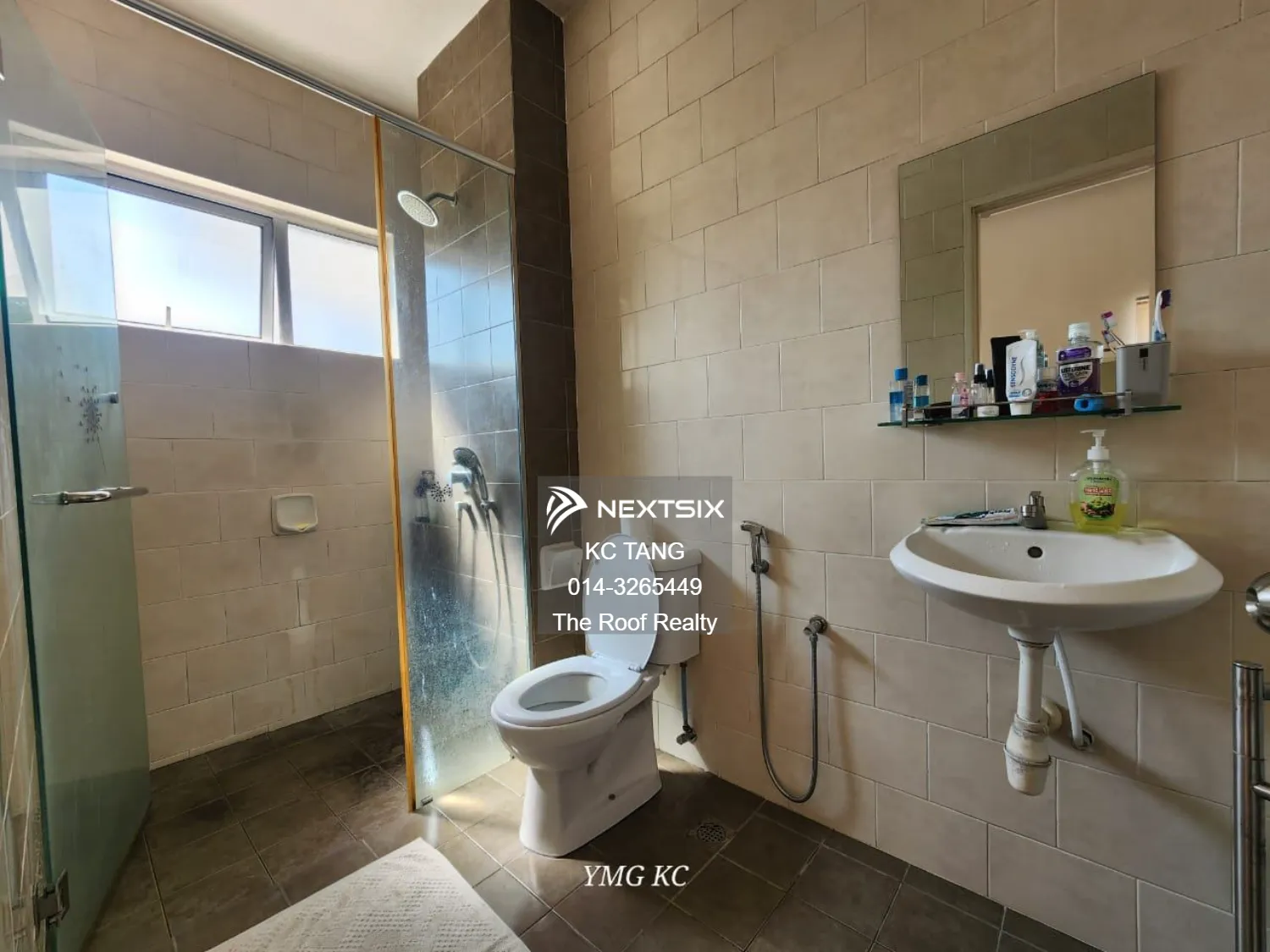 Bungalow For Sale in Bandar Botanic Selangor - Image 8