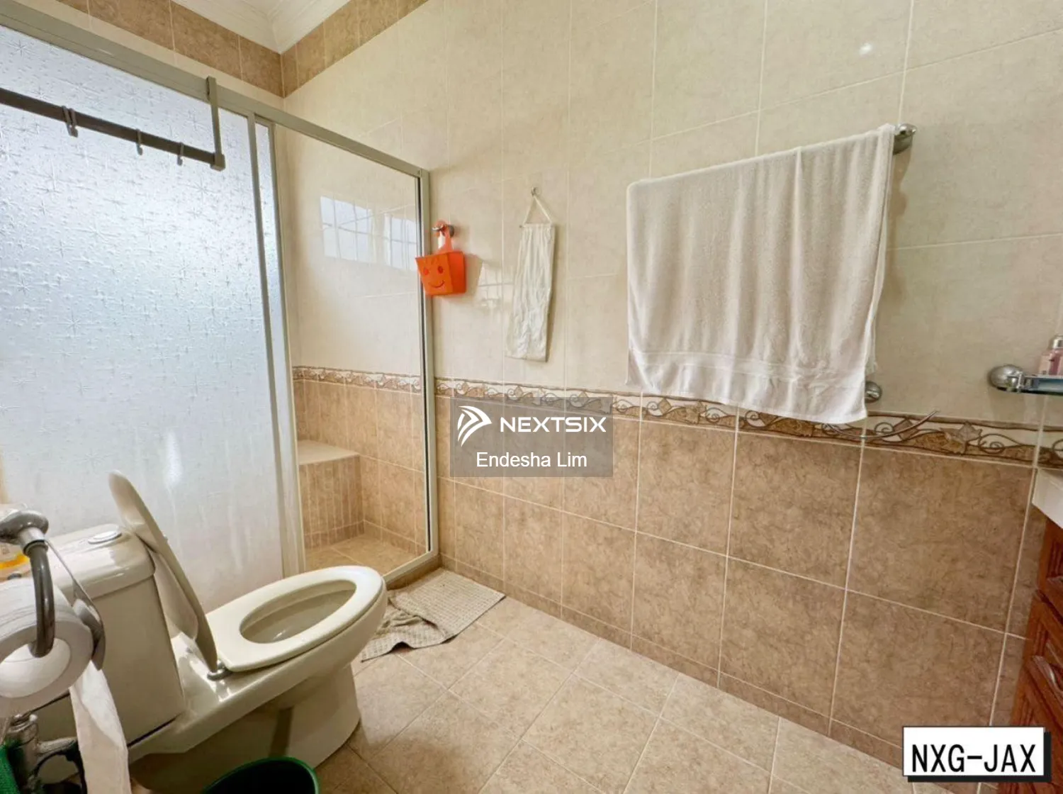Bungalow For Sale in Klang Selangor - Image 11